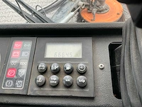 2011 aebi mfh 2500 straatveegmachine - afbeelding 17 van  34