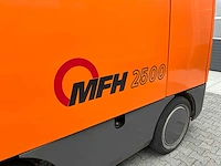 2011 aebi mfh 2500 straatveegmachine - afbeelding 2 van  34