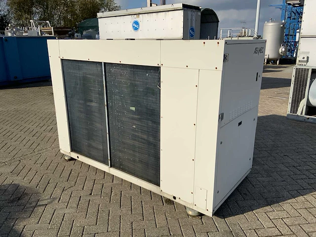 2011 aermec nrl0300 chiller warmtepomp - afbeelding 4 van  9