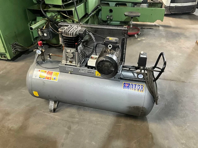 2011 airpress b3800/200 luchtcompressor - afbeelding 1 van  6
