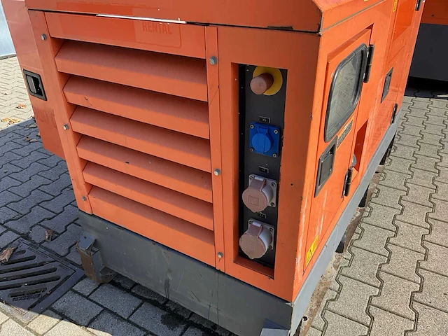 2011 atlas copco qas 20 stroom aggregaat - afbeelding 7 van  10