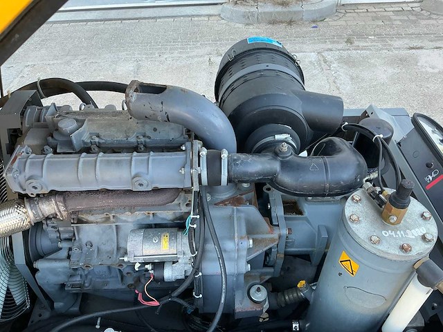 2011 atlas copco xas 77 luchtcompressor - afbeelding 14 van  27