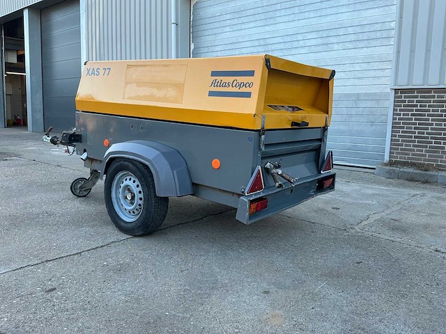 2011 atlas copco xas 77 luchtcompressor - afbeelding 21 van  27