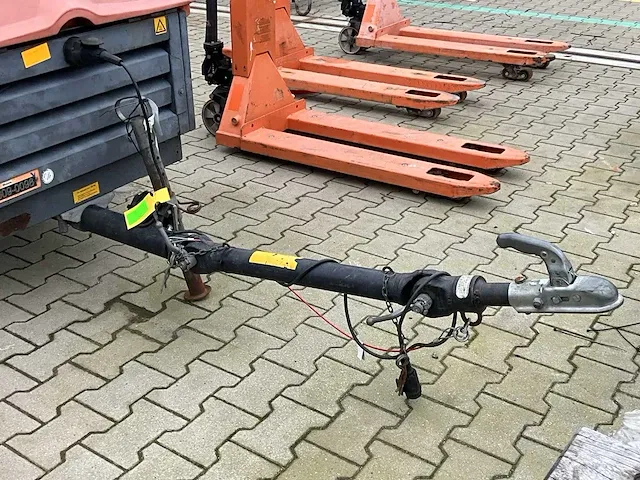2011 atlas copco xas57dd pe euro box compressor aanhangwagen - afbeelding 10 van  20