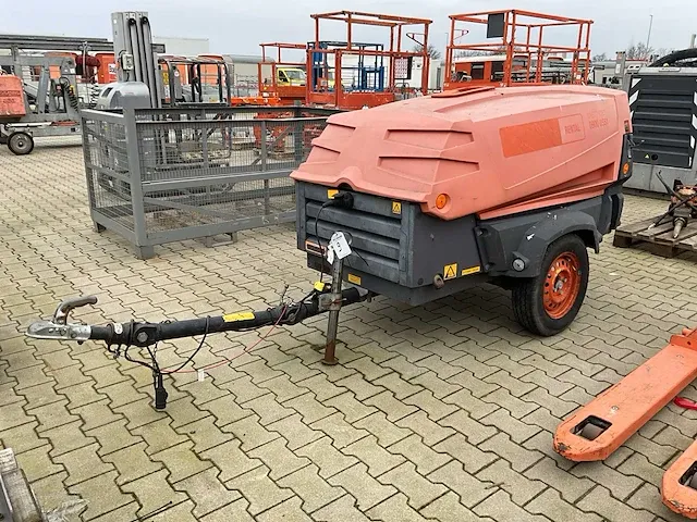 2011 atlas copco xas57dd pe euro box compressor aanhangwagen - afbeelding 1 van  20
