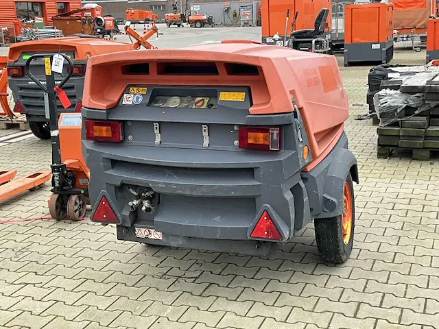 2011 atlas copco xas57dd pe euro box compressor aanhangwagen - afbeelding 16 van  20