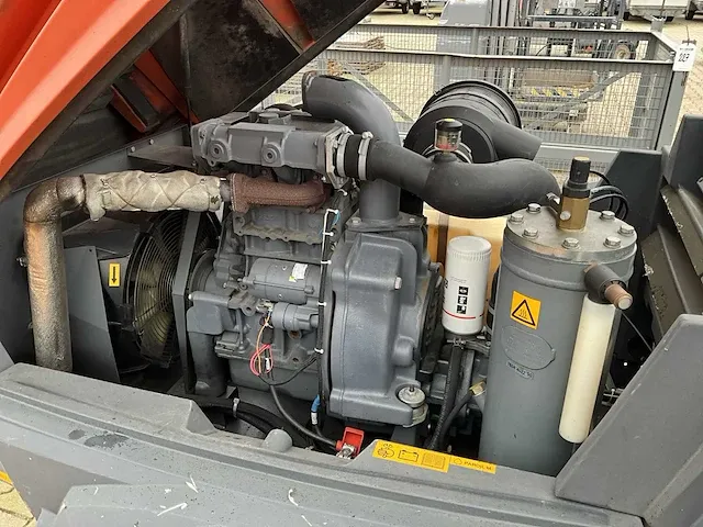 2011 atlas copco xas57dd pe euro box compressor aanhangwagen - afbeelding 18 van  20