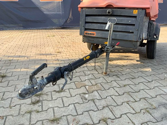 2011 atlas copco xas57dd pe euro compressor aanhangwagen - afbeelding 11 van  14