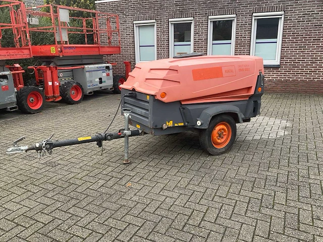 2011 atlas.copco xas 57 luchtcompressor - afbeelding 1 van  8