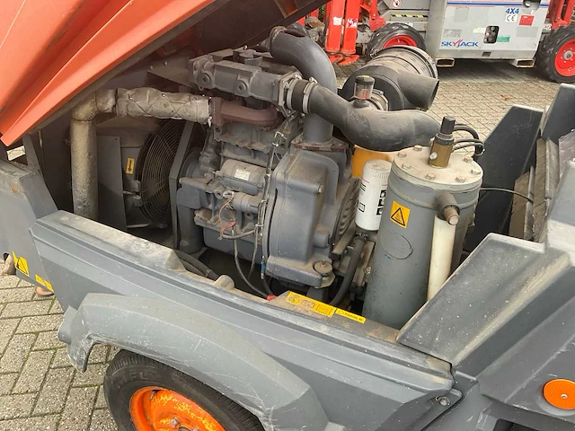 2011 atlas.copco xas 57 luchtcompressor - afbeelding 7 van  8