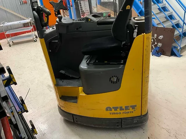 2011 atlet uns200dtfvxe540 reach truck - afbeelding 12 van  17