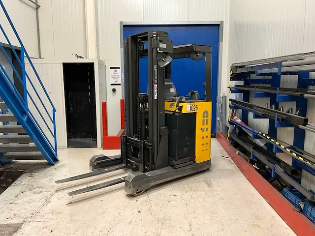 2011 atlet uns200dtfvxf540 reach truck - afbeelding 1 van  17