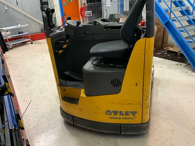 2011 atlet uns200dtfvxf540 reach truck - afbeelding 12 van  17
