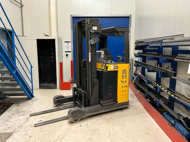 2011 atlet uns200dtfvxf540 reach truck - afbeelding 1 van  13