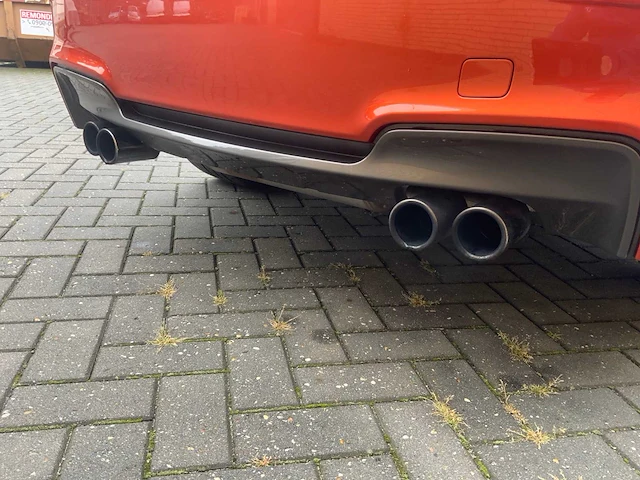 2011 bmw 1 m coupe personenauto - afbeelding 21 van  46
