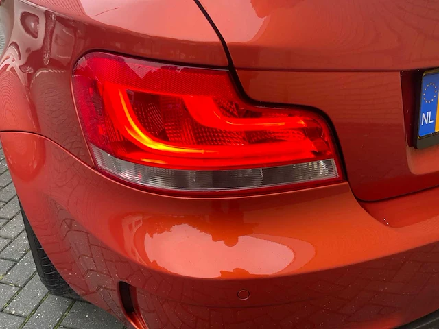 2011 bmw 1 m coupe personenauto - afbeelding 23 van  46