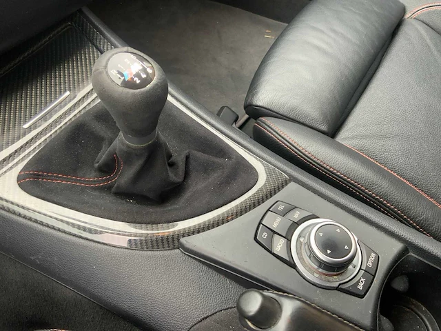 2011 bmw 1 m coupe personenauto - afbeelding 37 van  46