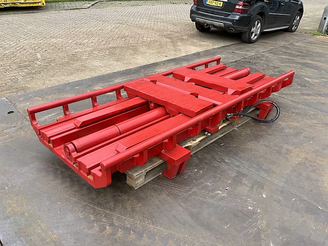 2011 bolzoni auramo vorkenbord hydraulisch verstelbaar - afbeelding 2 van  6