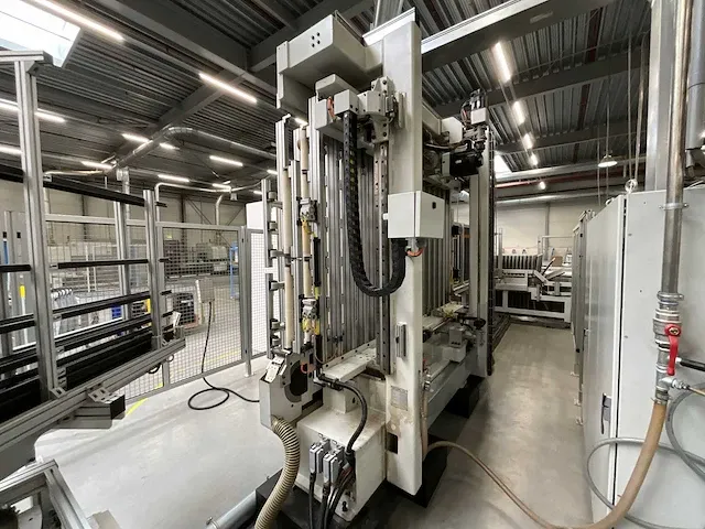 2011 brema vektor 25-13 cnc boor- en schroefmachine - afbeelding 3 van  20
