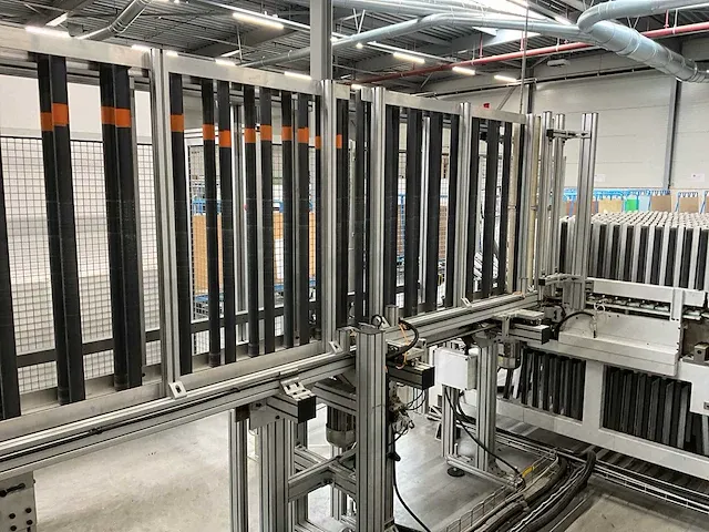 2011 brema vektor 25-13 cnc boor- en schroefmachine - afbeelding 15 van  20