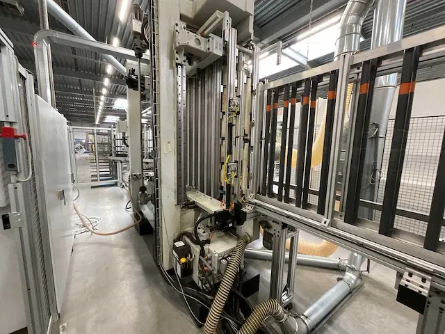 2011 brema vektor 25-13 cnc boor- en schroefmachine - afbeelding 16 van  20