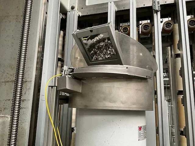 2011 brema vektor 25-13 cnc boor- en schroefmachine - afbeelding 19 van  20