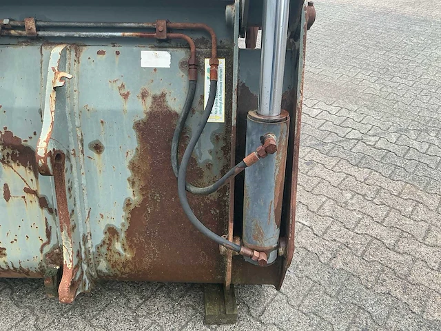 2011 bressel und lade sbs 24 grijpbak met bovenklem - afbeelding 8 van  10