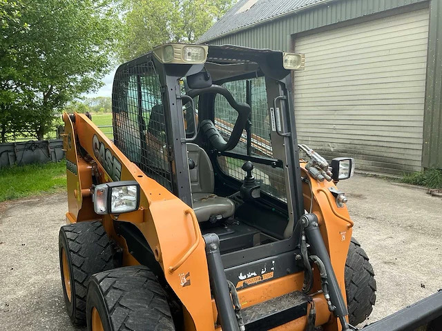 2011 case sr200 schranklader - afbeelding 2 van  31