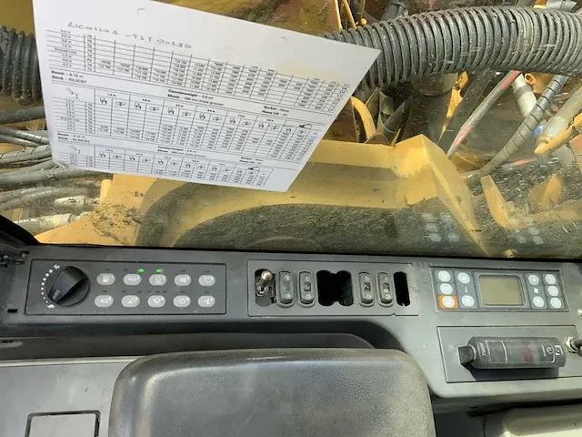 2011 caterpillar 329e rupsgraafmachine - afbeelding 16 van  46