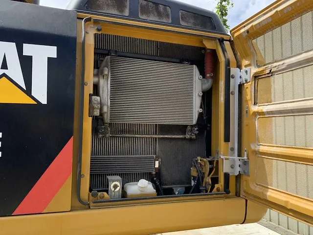 2011 caterpillar 329e rupsgraafmachine - afbeelding 25 van  46