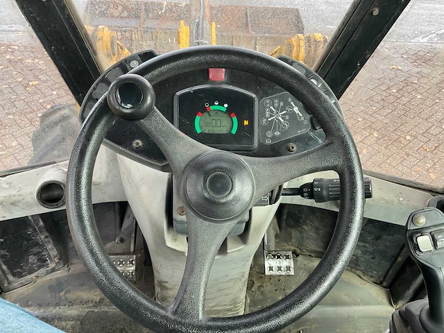 2011 caterpillar 906h shovel - afbeelding 15 van  30