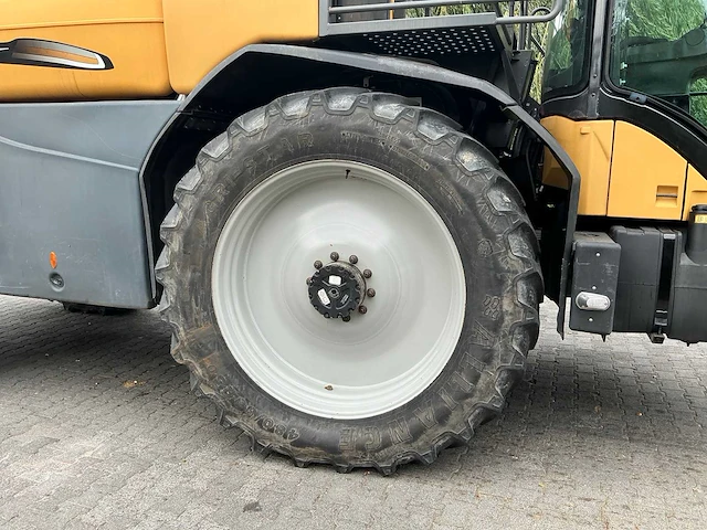 2011 challenger rogator rg 645 veldspuit - afbeelding 33 van  62