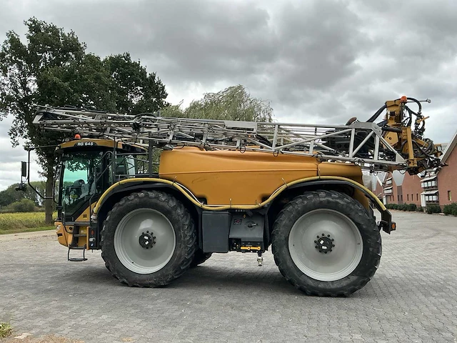 2011 challenger rogator rg 645 veldspuit - afbeelding 23 van  62