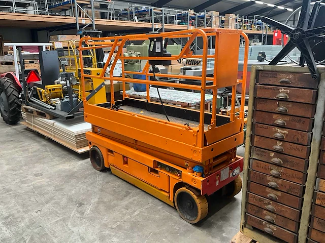 2011 ciseaux compact 8cu hoogwerker - afbeelding 5 van  12