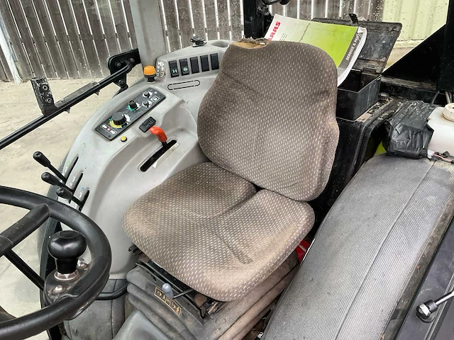 2011 claas 230ve nexos smalspoortractor - afbeelding 15 van  31