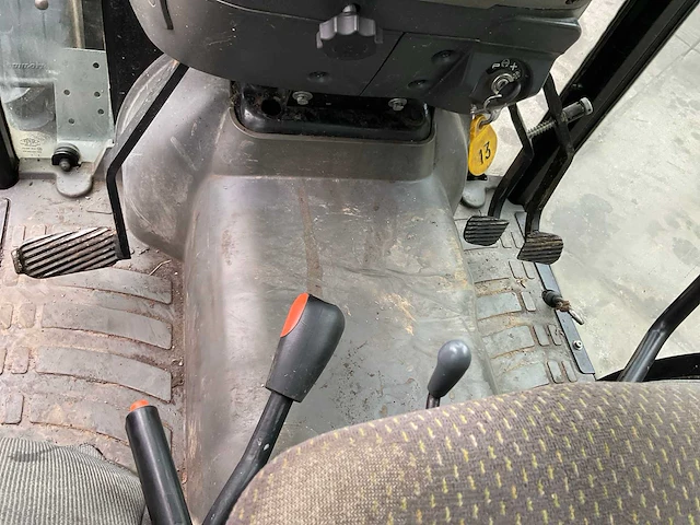 2011 claas 230ve nexos smalspoortractor - afbeelding 16 van  31
