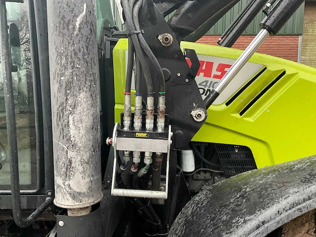 2011 claas arion 420 vierwielaangedreven landbouwtractor met voorlader - afbeelding 9 van  40
