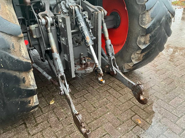 2011 claas arion 420 vierwielaangedreven landbouwtractor met voorlader - afbeelding 11 van  40