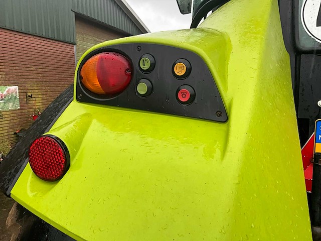 2011 claas arion 420 vierwielaangedreven landbouwtractor met voorlader - afbeelding 14 van  40