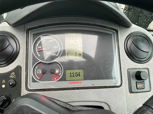 2011 claas arion 420 vierwielaangedreven landbouwtractor met voorlader - afbeelding 21 van  40