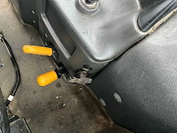 2011 claas arion 420 vierwielaangedreven landbouwtractor met voorlader - afbeelding 28 van  40