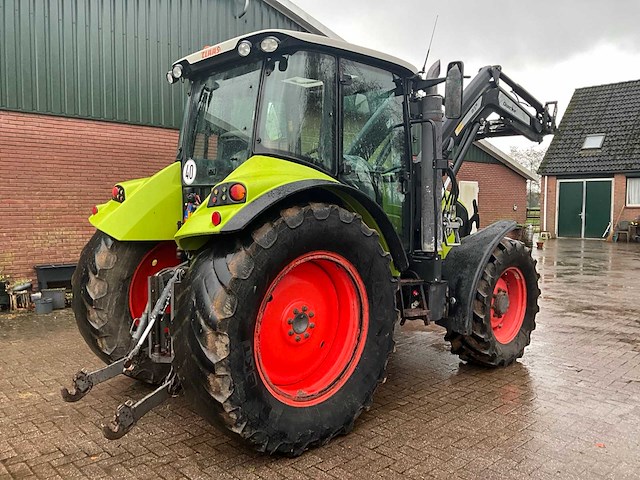 2011 claas arion 420 vierwielaangedreven landbouwtractor met voorlader - afbeelding 37 van  40