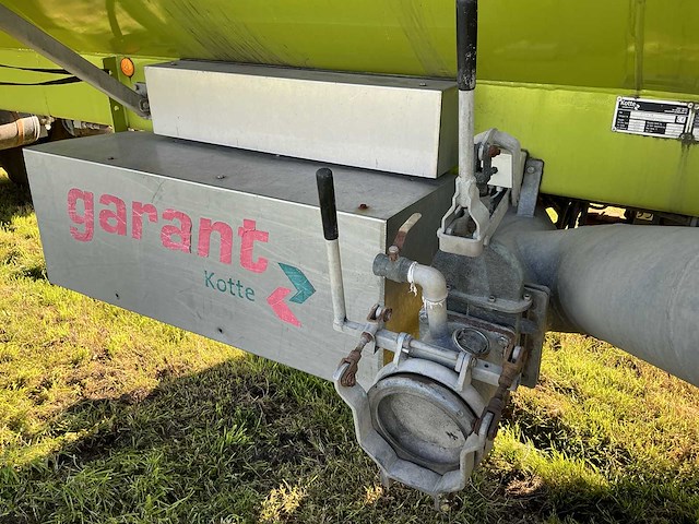 2011 claas xerion 3800 trac vc ptlx 28 landbouwtractor - afbeelding 11 van  69