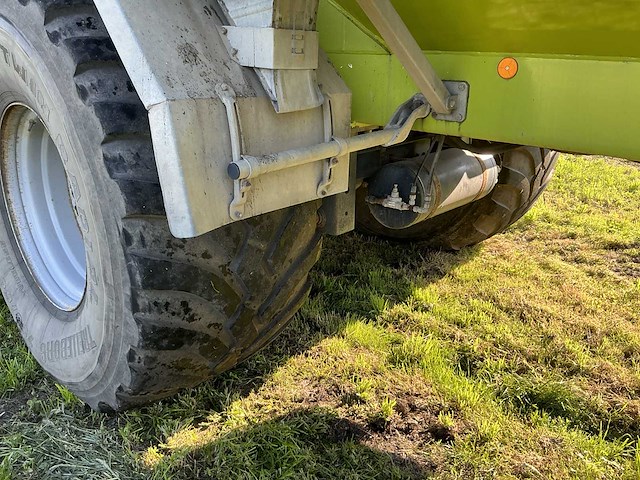 2011 claas xerion 3800 trac vc ptlx 28 landbouwtractor - afbeelding 16 van  69