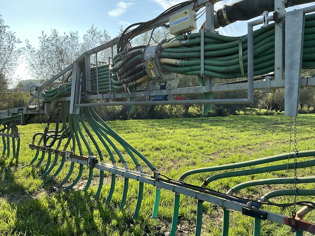 2011 claas xerion 3800 trac vc ptlx 28 landbouwtractor - afbeelding 30 van  69