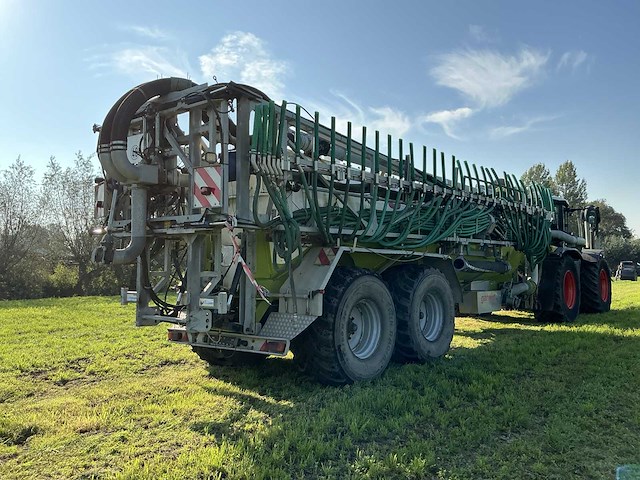 2011 claas xerion 3800 trac vc ptlx 28 landbouwtractor - afbeelding 23 van  69