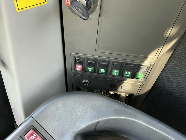 2011 claas xerion 3800 trac vc ptlx 28 landbouwtractor - afbeelding 54 van  69