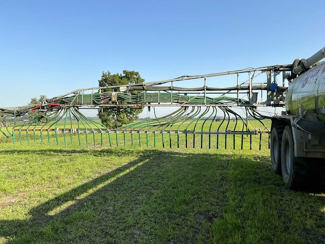 2011 claas xerion 3800 trac vc ptlx 28 landbouwtractor - afbeelding 65 van  69