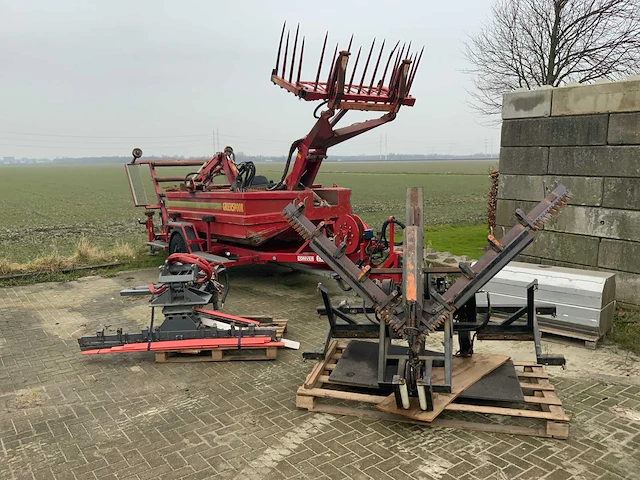 2011 conver c485 maaiboot + trailer + frontmaaier (nieuw) en sleepmessen - afbeelding 12 van  74