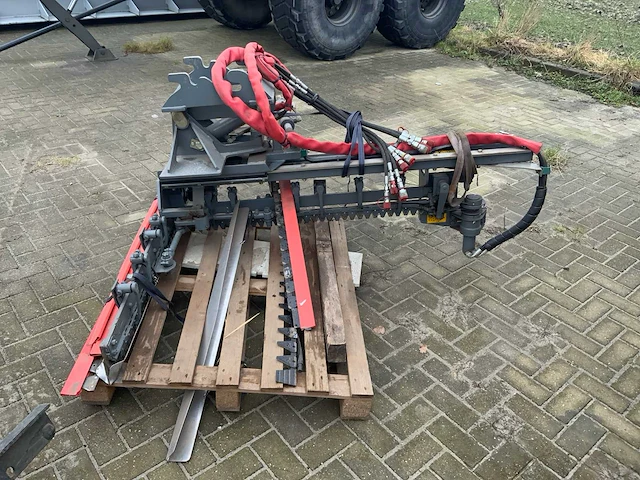 2011 conver c485 maaiboot + trailer + frontmaaier (nieuw) en sleepmessen - afbeelding 48 van  74